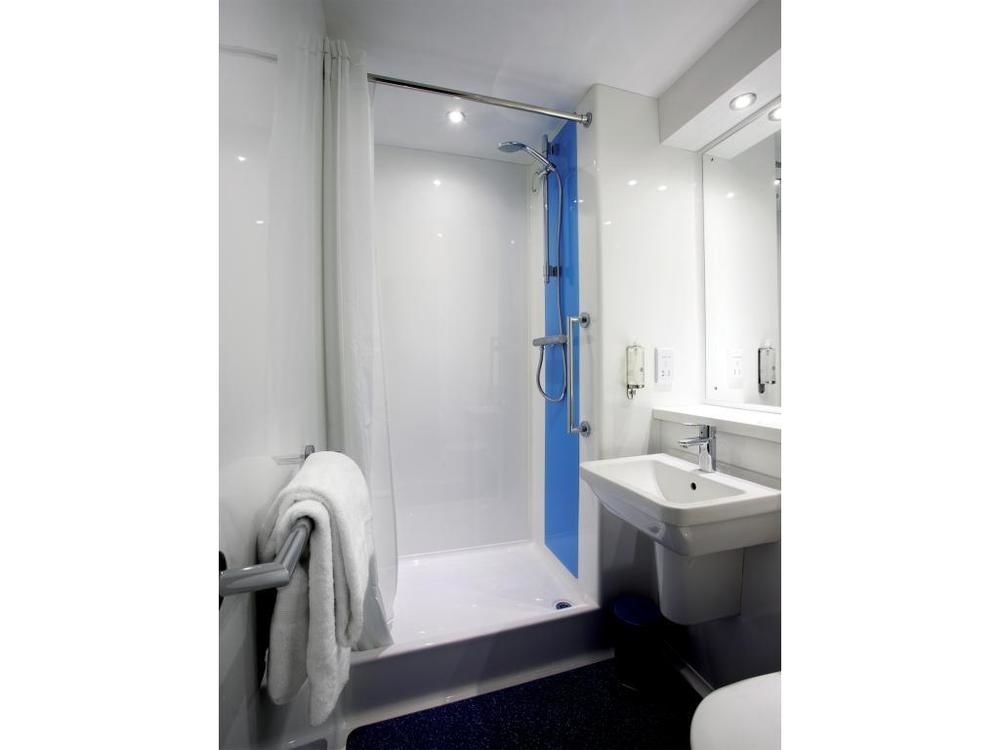Travelodge Aberdeen Central Esterno foto