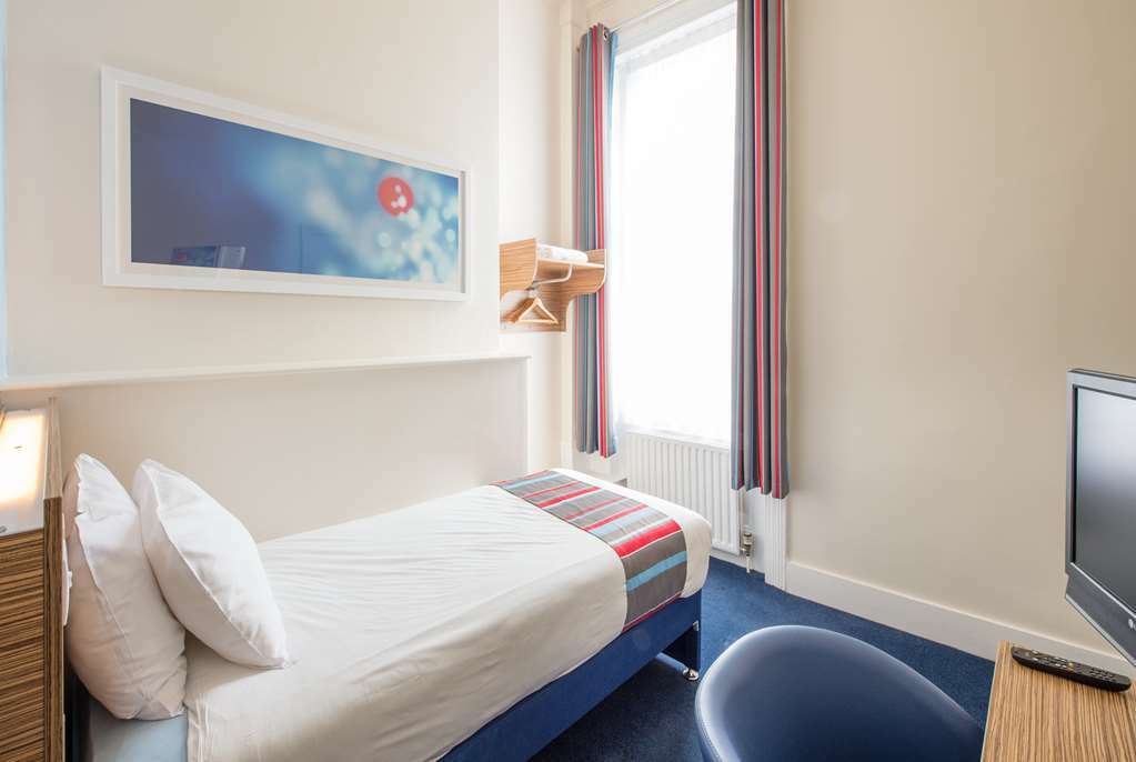 Travelodge Aberdeen Central Camera foto